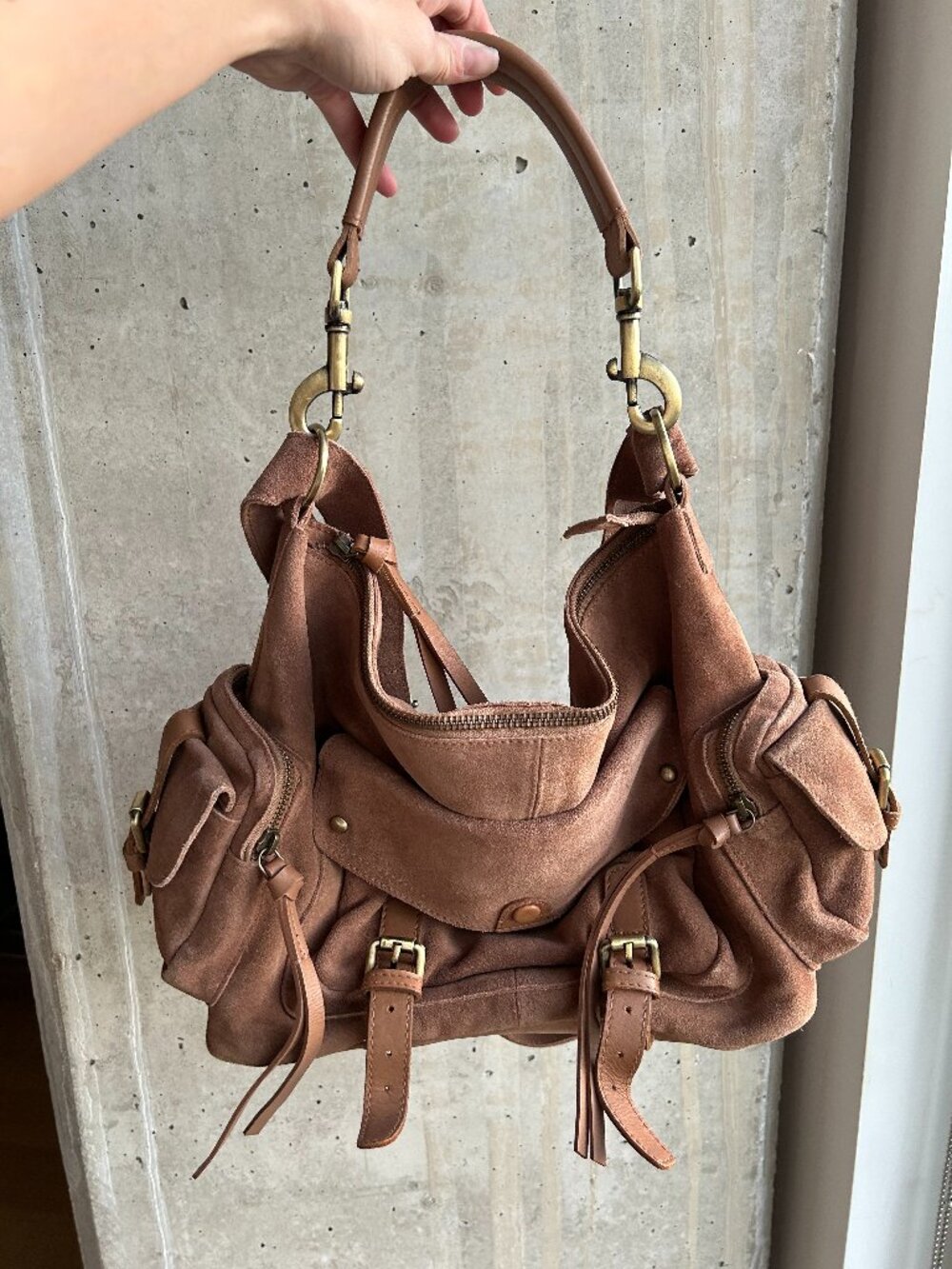 FREE PEOPLE PALERMO SUEDE SHOULDER BAG - BISCUIT - Picture 3 of 5